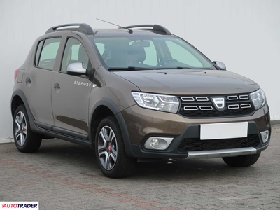 Dacia Sandero 0.9 88 KM 2017r. (Piaseczno)