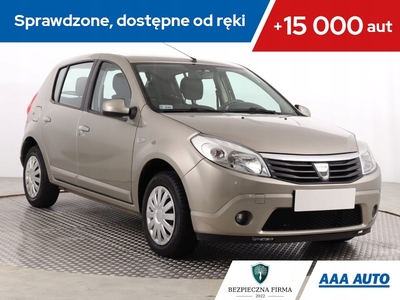 Dacia Sandero I Hatchback 5d 1.4 MPI 75KM 2009