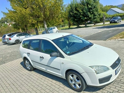 Ford Focus II Kombi 1.4 Duratec 80KM 2006