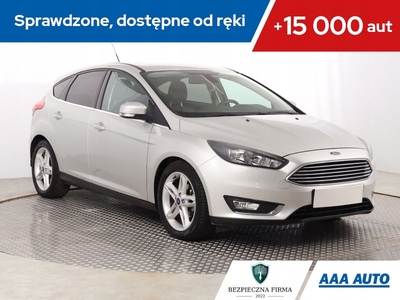 Ford Focus III Hatchback 5d facelifting 1.0 EcoBoost 125KM 2015