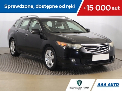 Honda Accord VIII Kombi 2.0 VTEC 156KM 2011