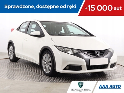 Honda Civic IX Hatchback 5d 1.4 i-VTEC 100KM 2013