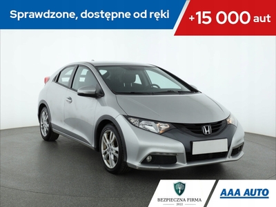 Honda Civic IX Hatchback 5d 2.2 i-DTEC 150KM 2012