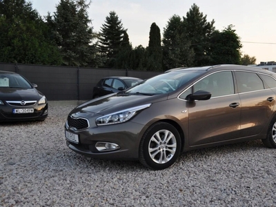 Kia Ceed II Kombi 1.4 DOHC 100KM 2014