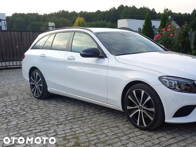 Mercedes-Benz Klasa C 200 d T 9G-TRONIC Exclusive