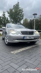 Mercedes-Benz Klasa C Mercedes C320 3.2 V6