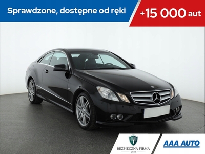 Mercedes Klasa E W212 Coupe 200 CGI BlueEFFICIENCY 184KM 2010