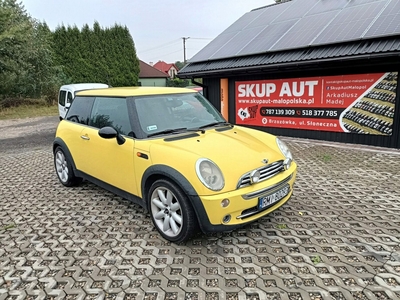 Mini One I 1.6 90KM 2004