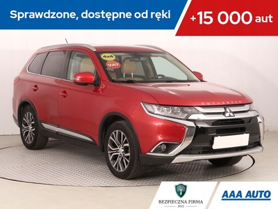 Mitsubishi Outlander III SUV Facelifting 2015 2.2 DI-D 150KM 2015