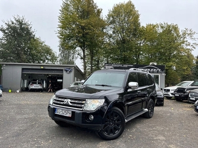 Mitsubishi Pajero IV SUV 5d 3.2 Di-DC 170KM 2009