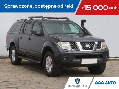 Nissan Navara III Pick Up 2.5 dCi 4WD 174KM 2006