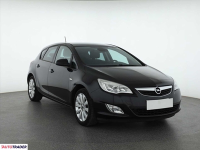 Opel Astra 1.4 138 KM 2011r. (Piaseczno)