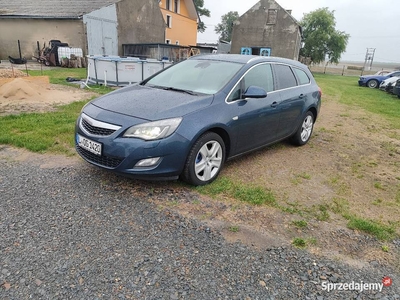 Opel Astra J, 2.0 CDTI 160 KM, bogato wyposażony, sprowadzony