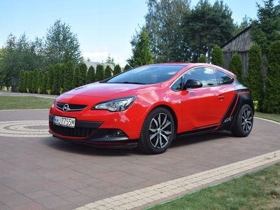 Opel Astra J 2013