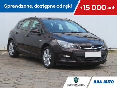 Opel Astra J GTC 1.4 100KM 2015