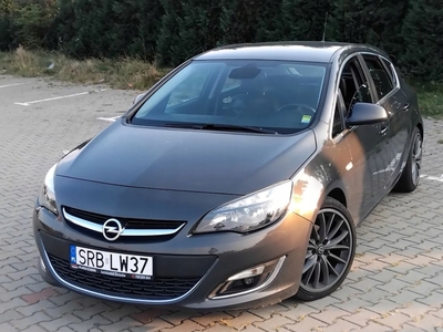 Opel Astra J GTC 1.4 Turbo ECOTEC 140KM 2013