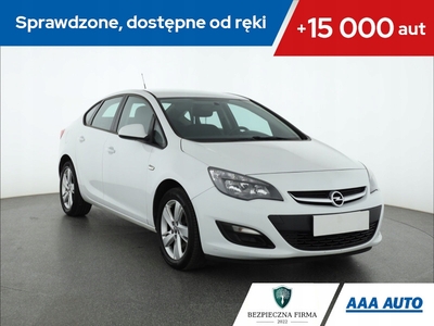 Opel Astra J GTC 1.7 CDTI ECOTEC 130KM 2013