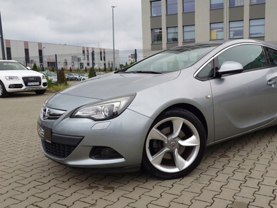 Opel Astra J Hatchback 5d 1.4 Turbo ECOTEC 120KM 2011