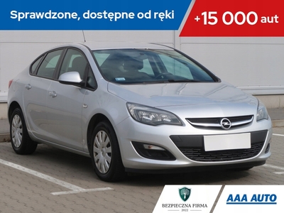 Opel Astra J Sedan 1.4 Turbo ECOTEC 140KM 2017