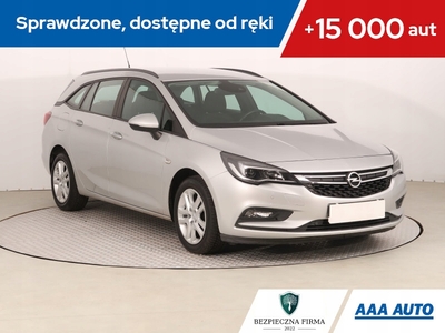 Opel Astra K Sports Tourer 1.4 Turbo 125KM 2016