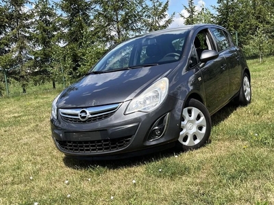 Opel Corsa D Hatchback 1.2 Twinport ECOTEC 85KM 2011