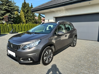 Peugeot 2008 I SUV Facelifting 1.2 PureTech 110KM 2016