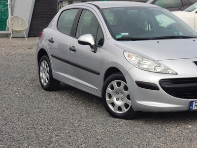 Peugeot 207 Hatchback 5d 1.4 75KM 2009