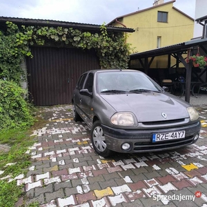 Renault Clio 1.2 benzyna