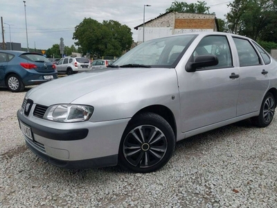 Seat Cordoba II Sedan 1.4 16V 75KM 2001