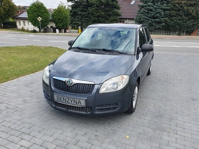 Skoda Fabia II Hatchback 1.2 i HTP 12V 70KM 2009