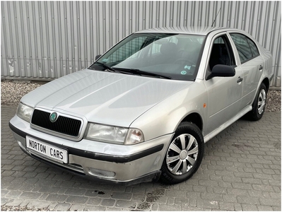 Skoda Octavia I Hatchback 1.6 75KM 2000