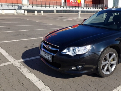 Subaru Legacy IV Kombi 2.0 i 16V 165KM 2007