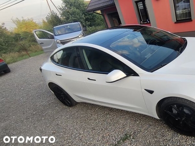 Tesla Model 3 Langstreckenbatterie Allradantrieb Dual Motor Performance