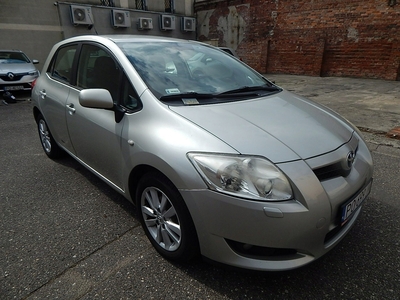 Toyota Auris I Hatchback 1.6 i 16V VVT-i 124KM 2008