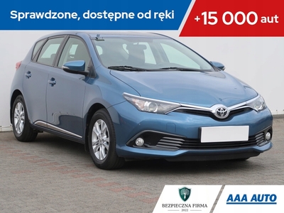 Toyota Auris II Hatchback 5d Facelifting 1.33 Dual VVT-i 99KM 2017