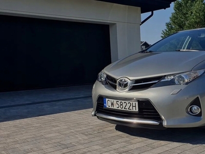 Toyota Auris II Hatchback 5d Valvematic 130 132KM 2014