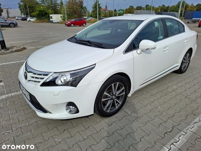 Toyota Avensis 1.8 Sol plus NAVI MS