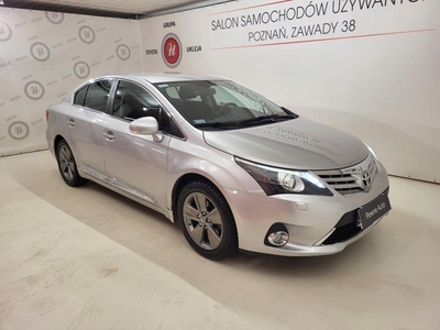 Toyota Avensis III Sedan Facelifting 1.8 Valvematic 147KM 2014