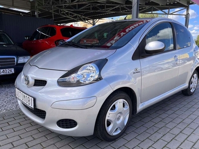 Toyota Aygo I Hatchback 5d Facelifting 1.0 VVT-i 68KM 2012