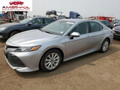 Toyota Camry IX 2019