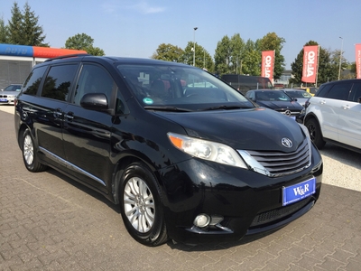 Toyota Sienna III 3.5 V6 266KM 2015