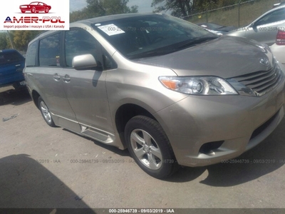 Toyota Sienna III 3.5 V6 266KM 2015