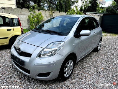 Toyota Yaris 1.0 po liftingu