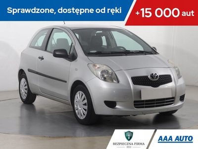 Toyota Yaris II Hatchback 5d 1.3 i VVT-i 86KM 2008