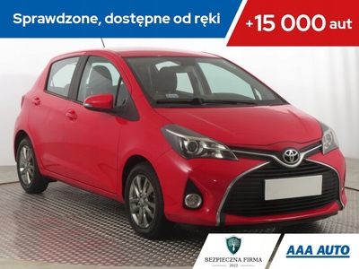 Toyota Yaris III Hatchback 5d Facelifting 1.4 D-4D 90KM 2014