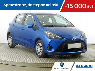 Toyota Yaris III Hatchback 5d Facelifting 2017 1.0 VVT-i 72KM 2019