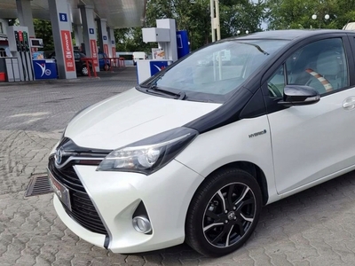 Toyota Yaris III Hatchback 5d Facelifting 2017 1.5 Dual VVT-iE 111KM 2018