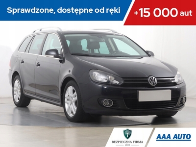 Volkswagen Golf VI Variant 1.6 TDI-CR DPF BlueMotion 105KM 2011