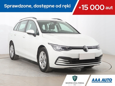 Volkswagen Golf VIII Variant 1.5 eTSI 130KM 2021