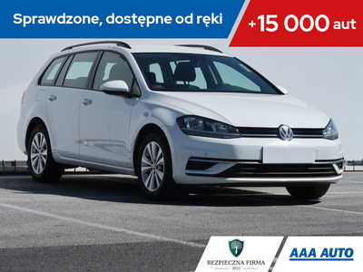 Volkswagen Golf VIII Variant 1.5 eTSI 150KM 2020